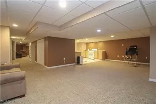 7293 Indian Trail, Youngstown, OH 44514 - Photo 30