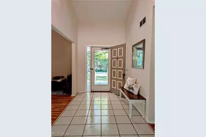 907 Circlewood Drive, Aurora, OH 44202 - Photo 6