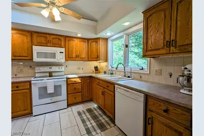 907 Circlewood Drive, Aurora, OH 44202 - Photo 10