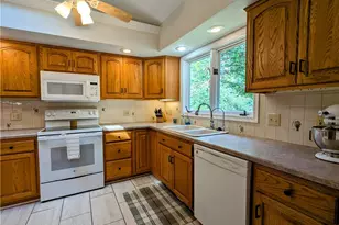 907 Circlewood Dr, Aurora, OH 44202 - Photo 10