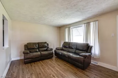 1064 Orchard Avenue, Aurora, OH 44202 - Photo 8