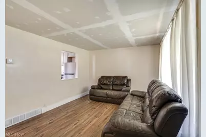 1064 Orchard Avenue, Aurora, OH 44202 - Photo 8