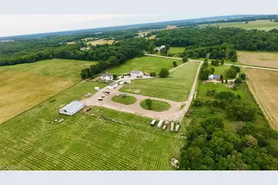 27261 Newcastle Road, Gambier, OH 43022 - Photo 4