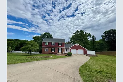 1679 Lakeview Square NE, Bolivar, OH 44612 - Photo 1