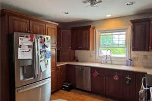 1679 Lakeview Square NE, Bolivar, OH 44612 - Photo 10