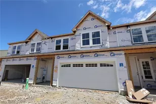 5091 Shepherds Gln, Willoughby, OH 44094 - Photo 2