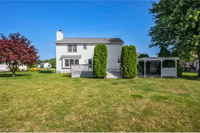 9454 Deer Hollow Drive, Mentor, OH 44060 - Photo 4