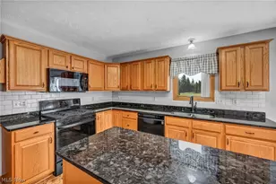 9454 Deer Hollow Dr, Mentor, OH 44060 - Photo 30