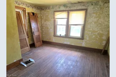 330 W 28th Street, Lorain, OH 44055 - Photo 18