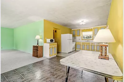 9864 Louisville Street NE, Louisville, OH 44710 - Photo 12