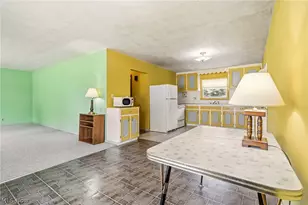 9864 Louisville St NE, Louisville, OH 44710 - Photo 12