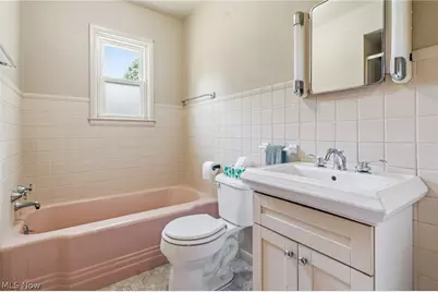 9864 Louisville Street NE, Louisville, OH 44710 - Photo 18