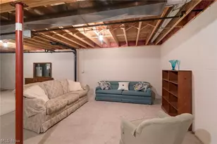 887 Manor Cir, Howard, OH 43028 - Photo 22