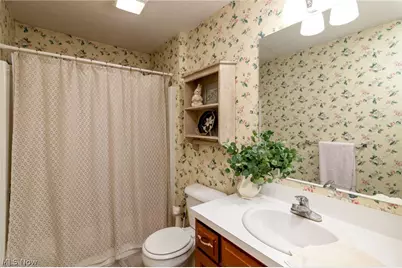 887 Manor Circle, Howard, OH 43028 - Photo 14