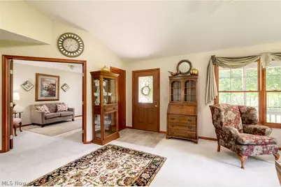 887 Manor Circle, Howard, OH 43028 - Photo 8