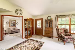 887 Manor Cir, Howard, OH 43028 - Photo 8