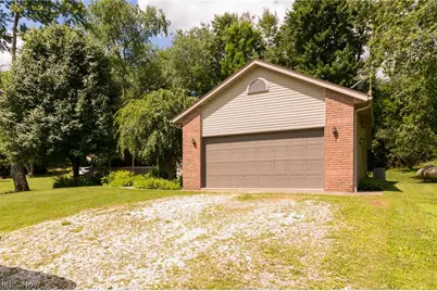 887 Manor Circle, Howard, OH 43028 - Photo 26