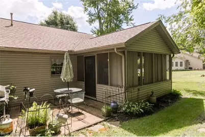 887 Manor Circle, Howard, OH 43028 - Photo 28