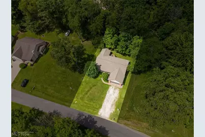 887 Manor Circle, Howard, OH 43028 - Photo 30