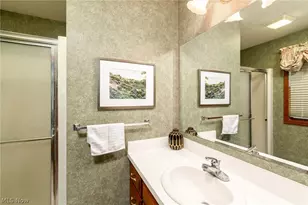 887 Manor Cir, Howard, OH 43028 - Photo 16