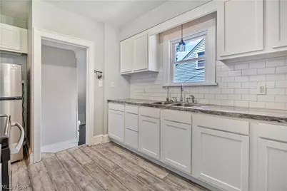 931 Dan Street, Akron, OH 44310 - Photo 12