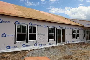 5092 Shepherds Gln, Willoughby, OH 44094 - Photo 2