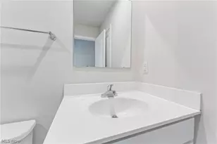 4483 Bellow Dr, Lorain, OH 44053 - Photo 14
