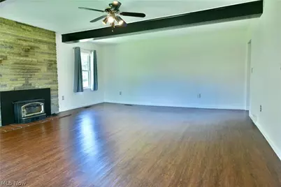 4085 Herner County Line Road, Worthington, OH 44470 - Photo 8