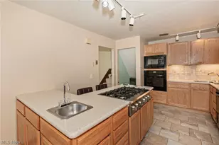 5339 E Heisley Rd, Mentor, OH 44060 - Photo 8