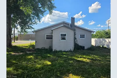 49 E Muskingum Avenue, Dresden, OH 43821 - Photo 4