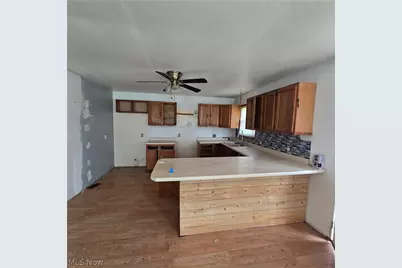 49 E Muskingum Avenue, Dresden, OH 43821 - Photo 6