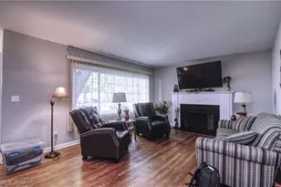 614 Hartzell Dr, Norton, OH 44203 - Photo 2