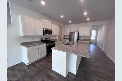 5081 Shepherds Glen, Willoughby, OH 44094 - Photo 6
