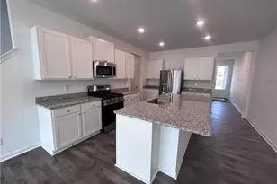 5081 Shepherds Gln, Willoughby, OH 44094 - Photo 6