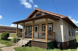 216 N Broadway St, Barnesville, OH 43713 - Photo 4
