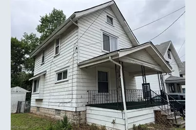 582 Robinette Court, Akron, OH 44310 - Photo 2