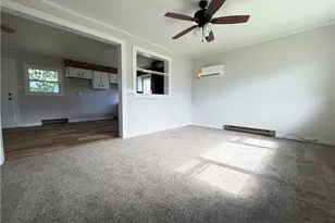 567 Chestnut St, Newcomerstown, OH 43832 - Photo 8