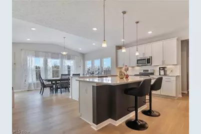 3367 Ponderosa Trail, Uniontown, OH 44685 - Photo 6