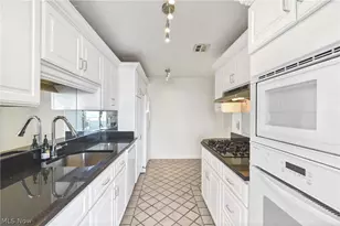 12900 Lake Ave, Oakwood, OH 44107 - Photo 12