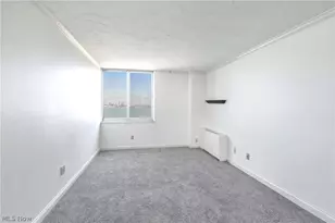 12900 Lake Ave, Oakwood, OH 44107 - Photo 18