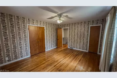 426 Dorchester Road, Akron, OH 44320 - Photo 18