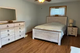 573 Grandview Ave, East Palestine, OH 44413 - Photo 16