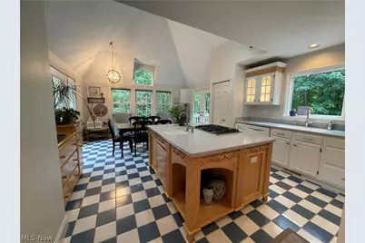 10370 Pinecrest Road, Concord Twp, OH 44077 - Photo 2
