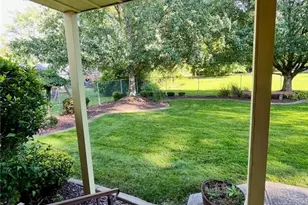 4345 Woodleigh Ln, Youngstown, OH 44511 - Photo 24
