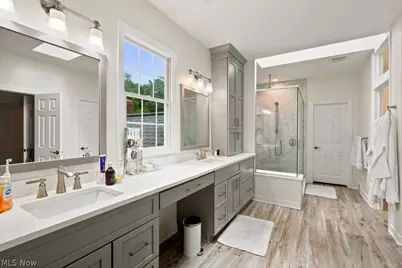 8320 Woodberry Boulevard, Chagrin Falls, OH 44023 - Photo 24