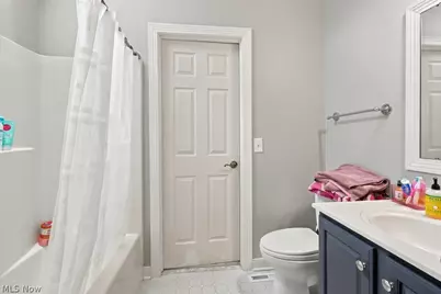 8320 Woodberry Boulevard, Chagrin Falls, OH 44023 - Photo 28