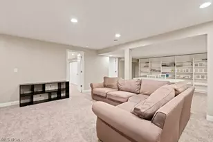 8320 Woodberry Blvd, Chagrin Falls, OH 44023 - Photo 36