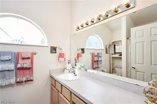8637 Redtail Ct, Macedonia, OH 44056 - Photo 12