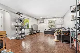 183 E Center St, Smithville, OH 44677 - Photo 8