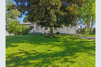 183 E Center Street, Smithville, OH 44677 - Photo 2